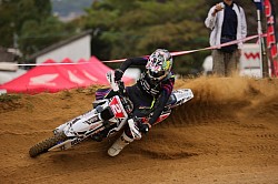釘村忠選手